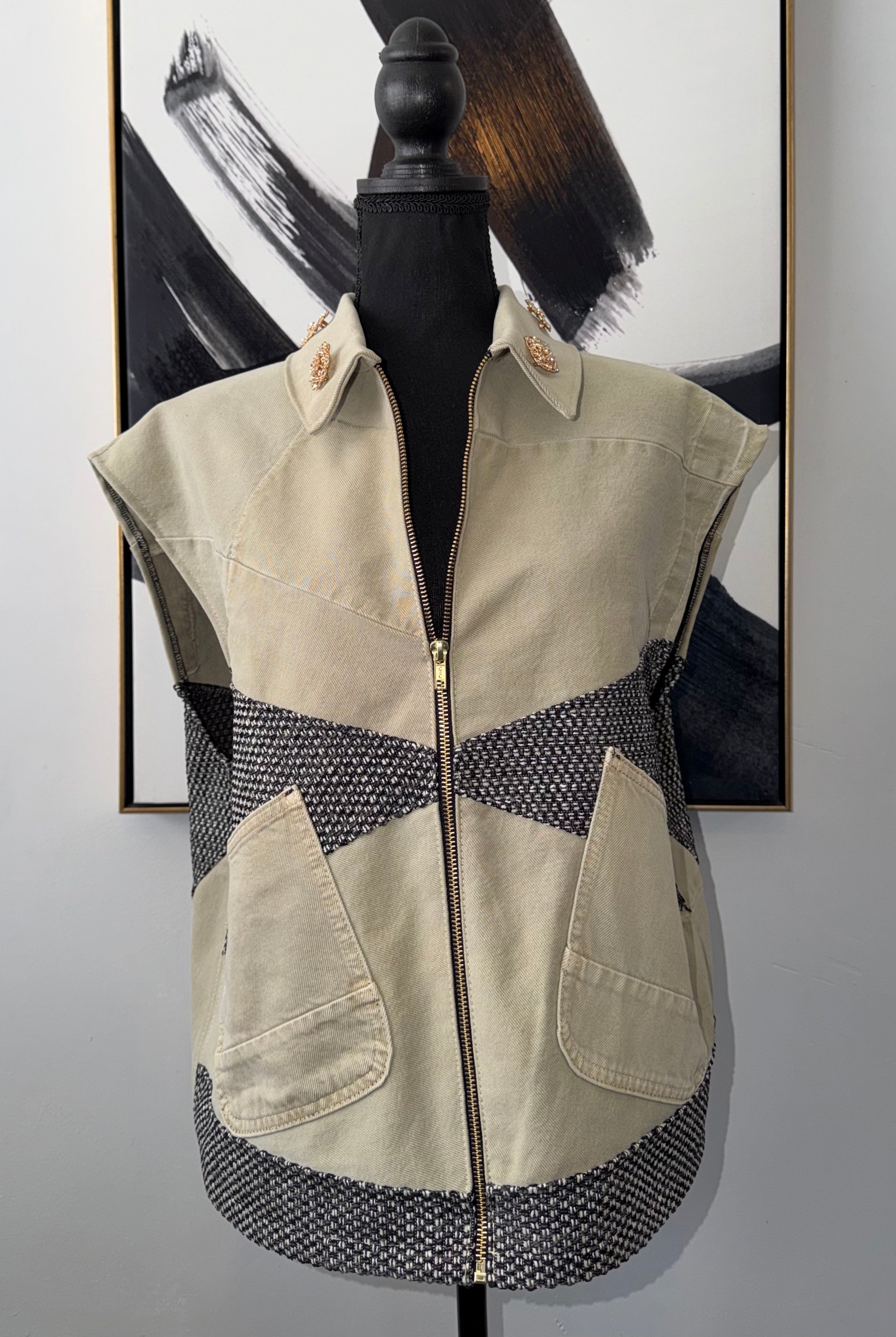 Pre-made Sleeveless Jacket (Unisex)