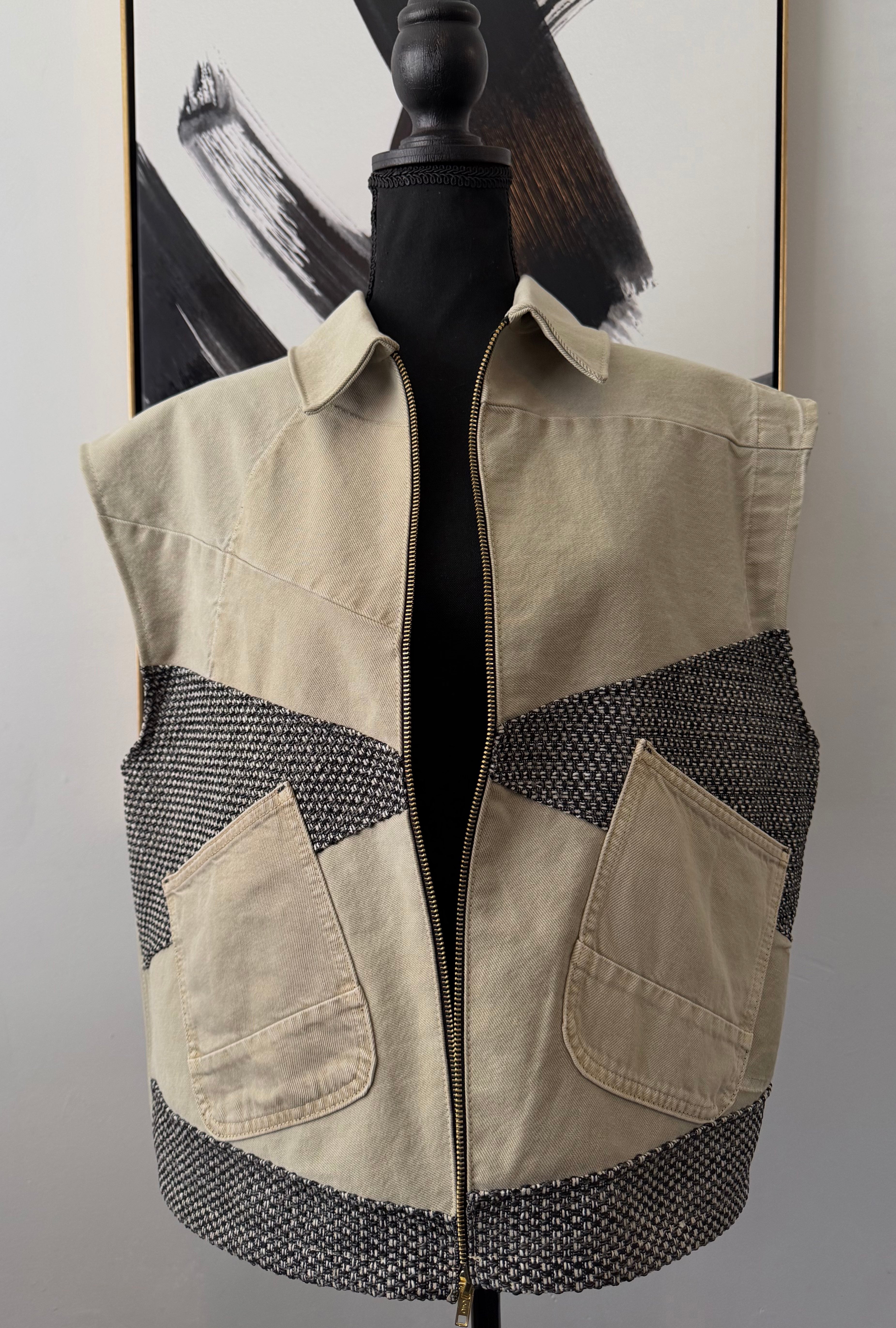 Pre-made Sleeveless Jacket (Unisex)